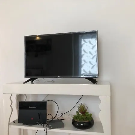 La Casa Sul Fiume * 阿斯科利皮切诺